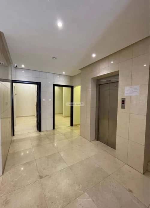 شقة 1 غرف في الملقا 4