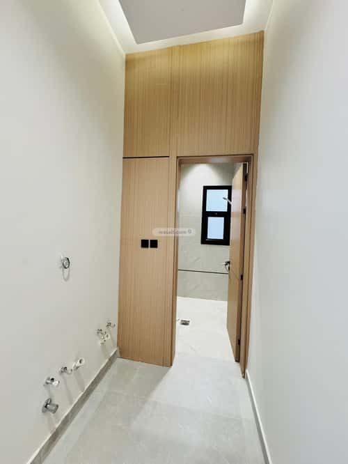 فيلا 5 غرف في الملك فيصل 3