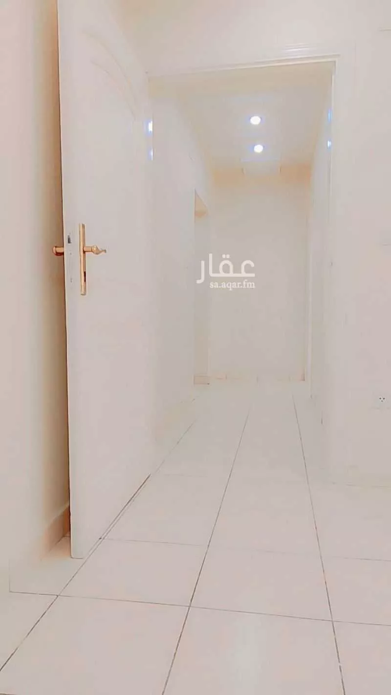 شقة 3 غرف في الربوة 10