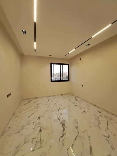 7 bedroom villa in Al Awali 2