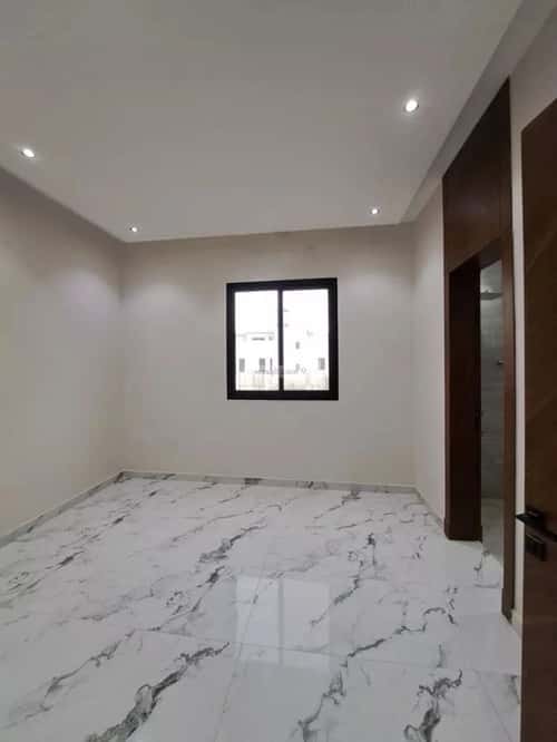 7 bedroom villa in Al Awali 6