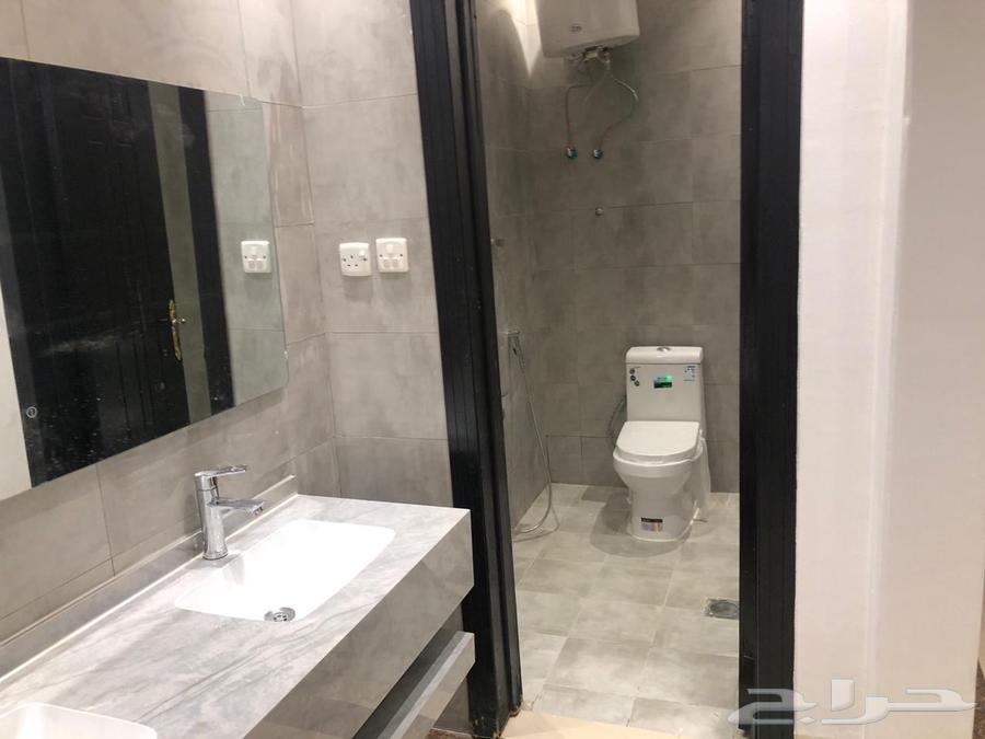 فيلا 3 غرف في المونسية 12