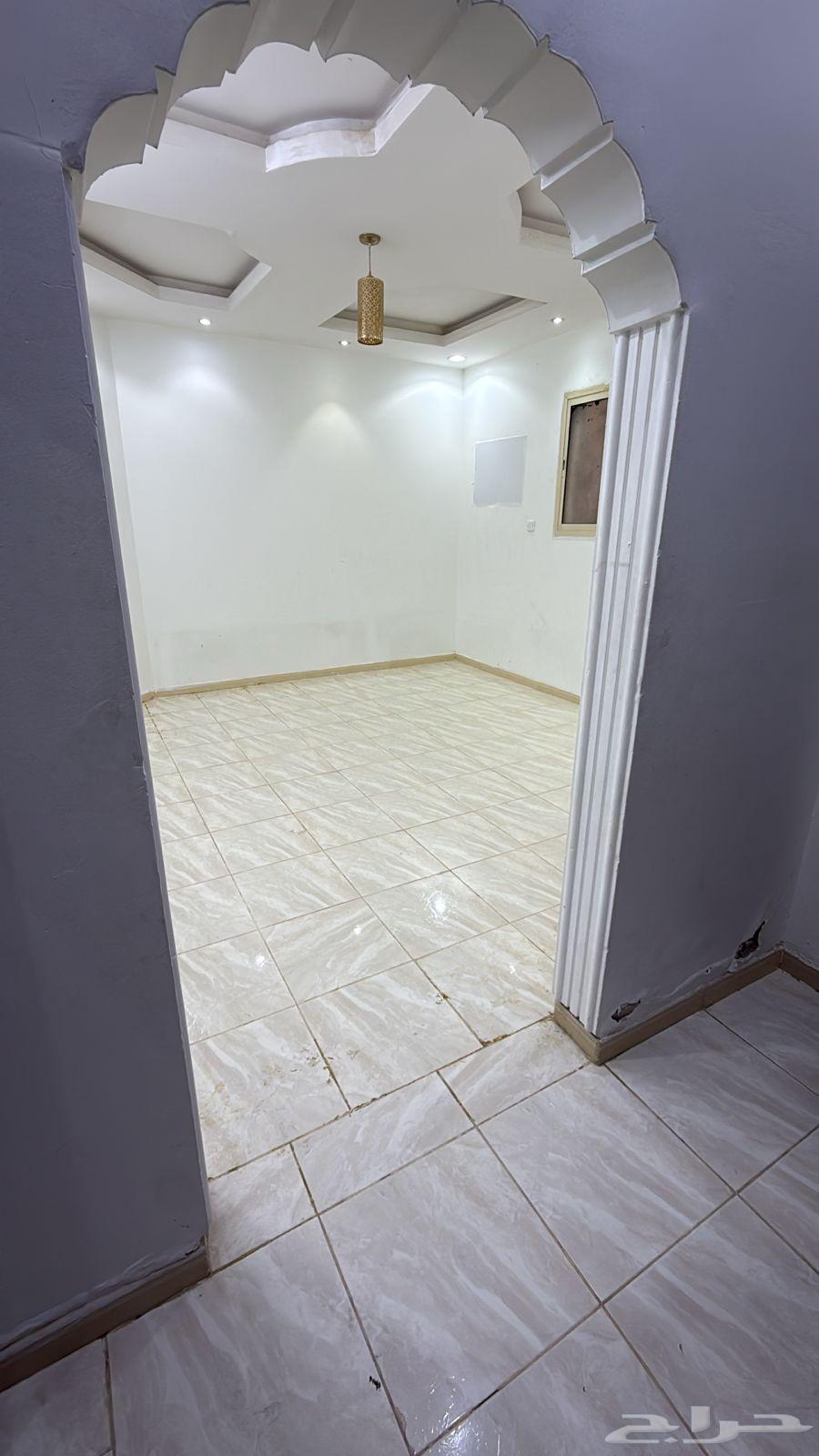 شقة 4 غرف في الجنادرية 7