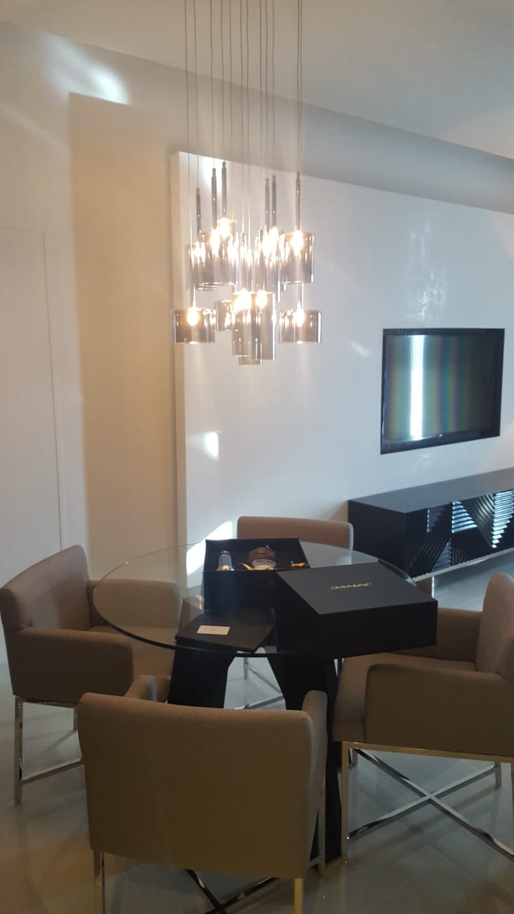 شقة  في العليا 4