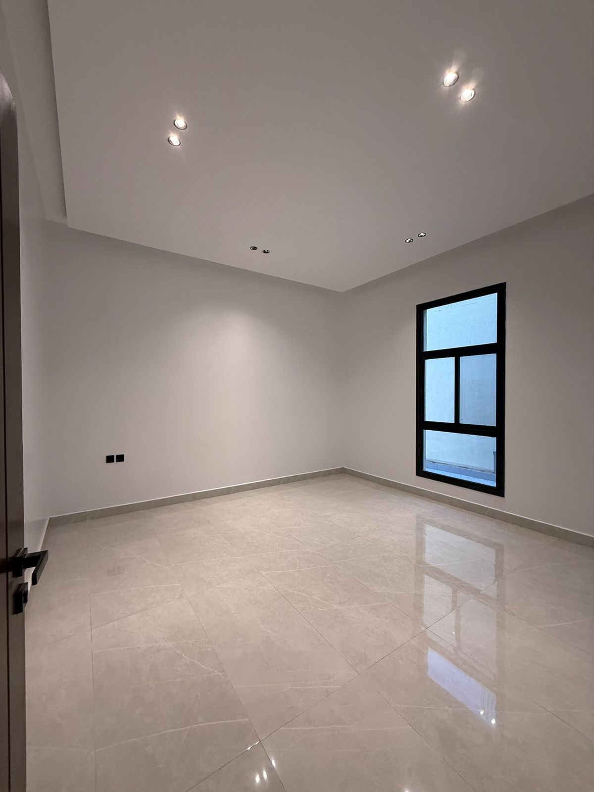 شقة 3 غرف في البيان 2