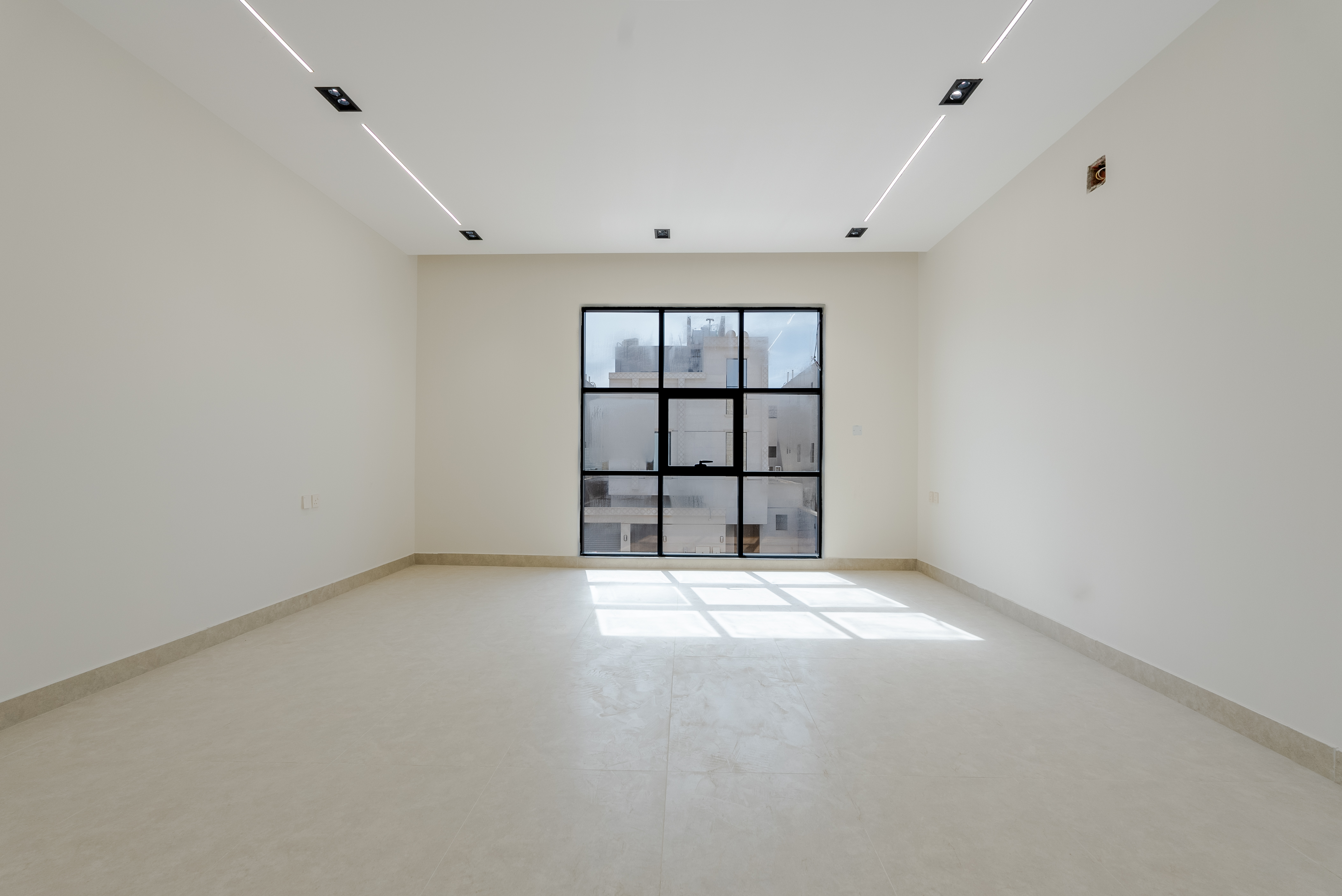 شقة  في القادسية 15