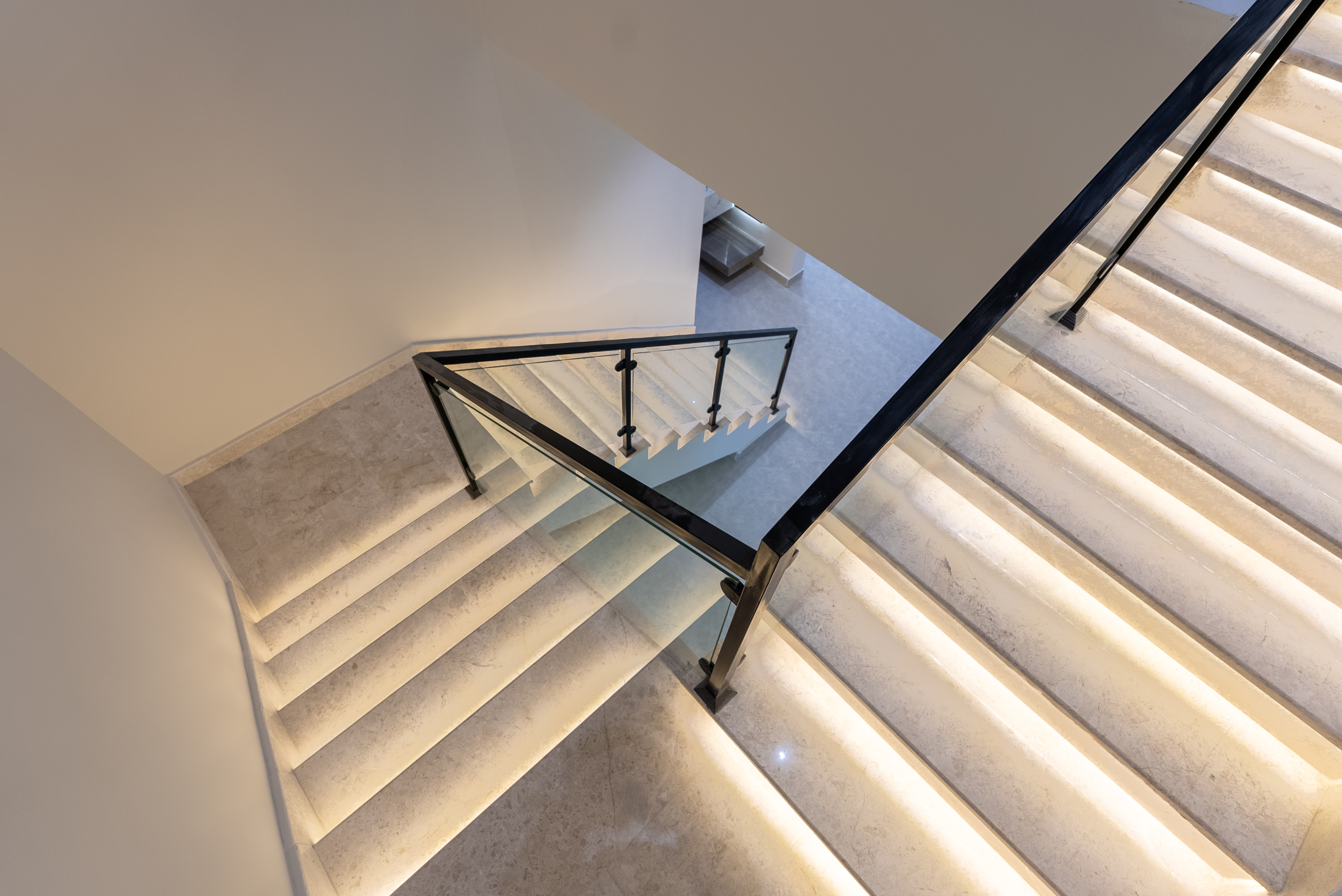 شقة  في القادسية 22