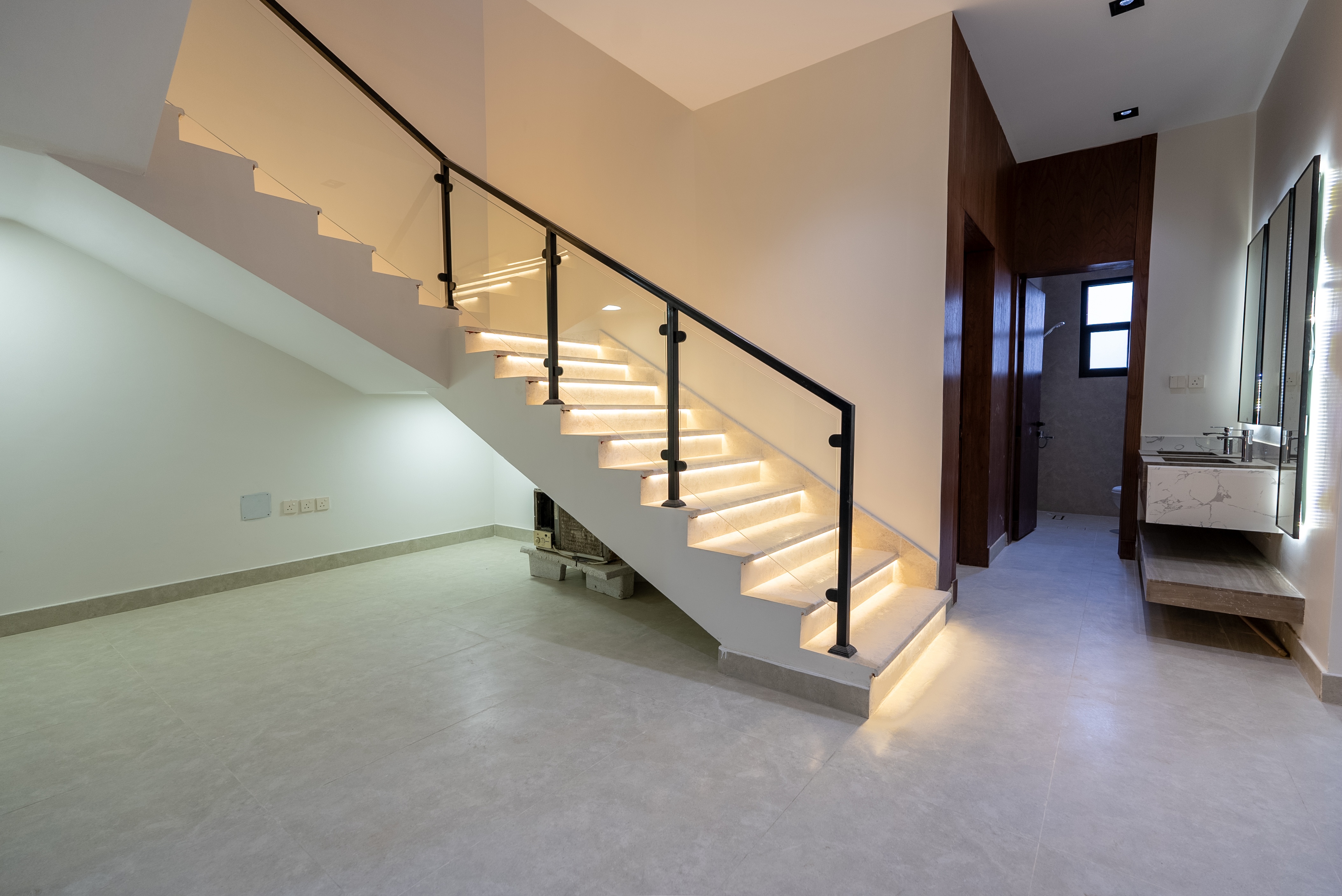 شقة  في القادسية 23