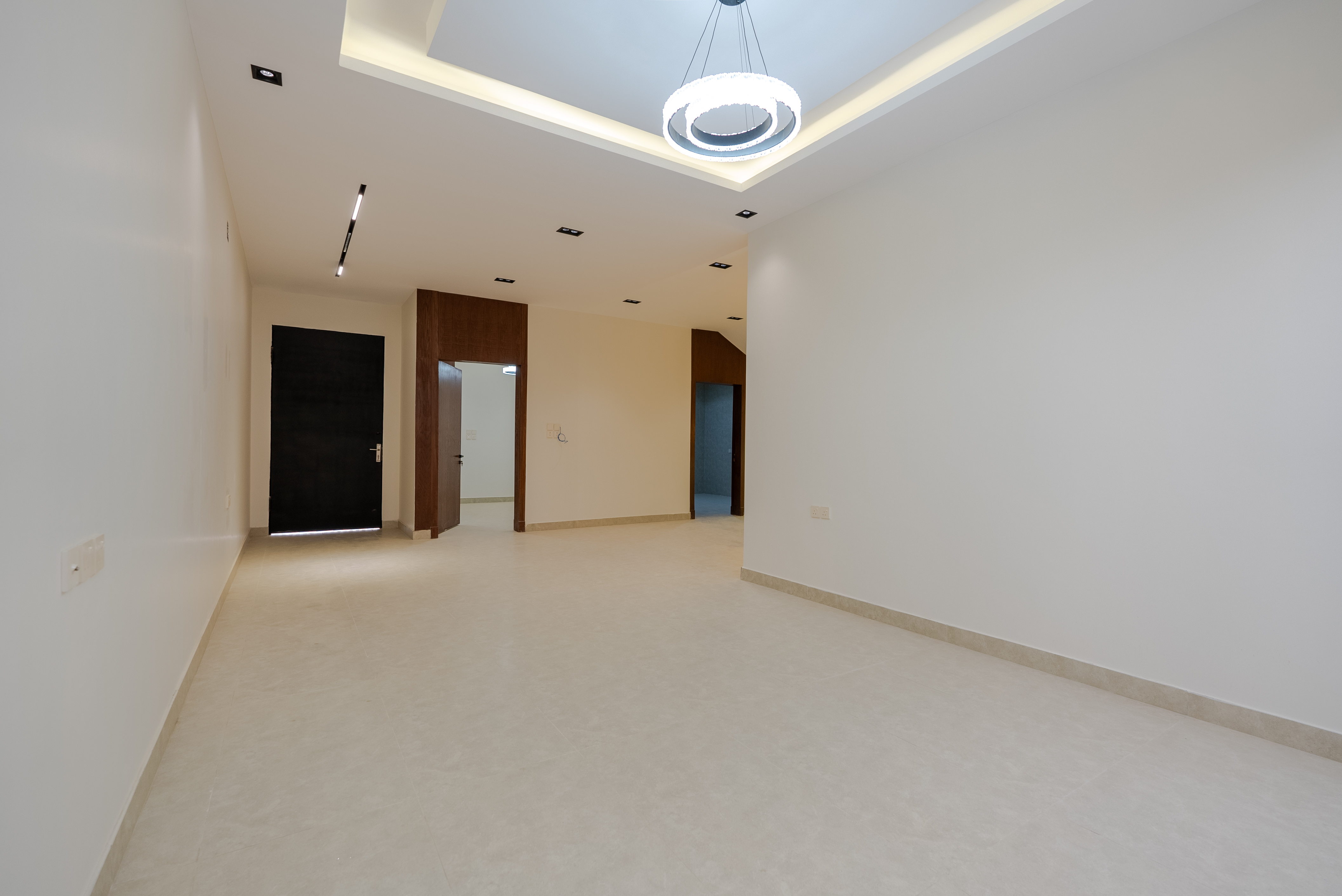 شقة  في القادسية 5