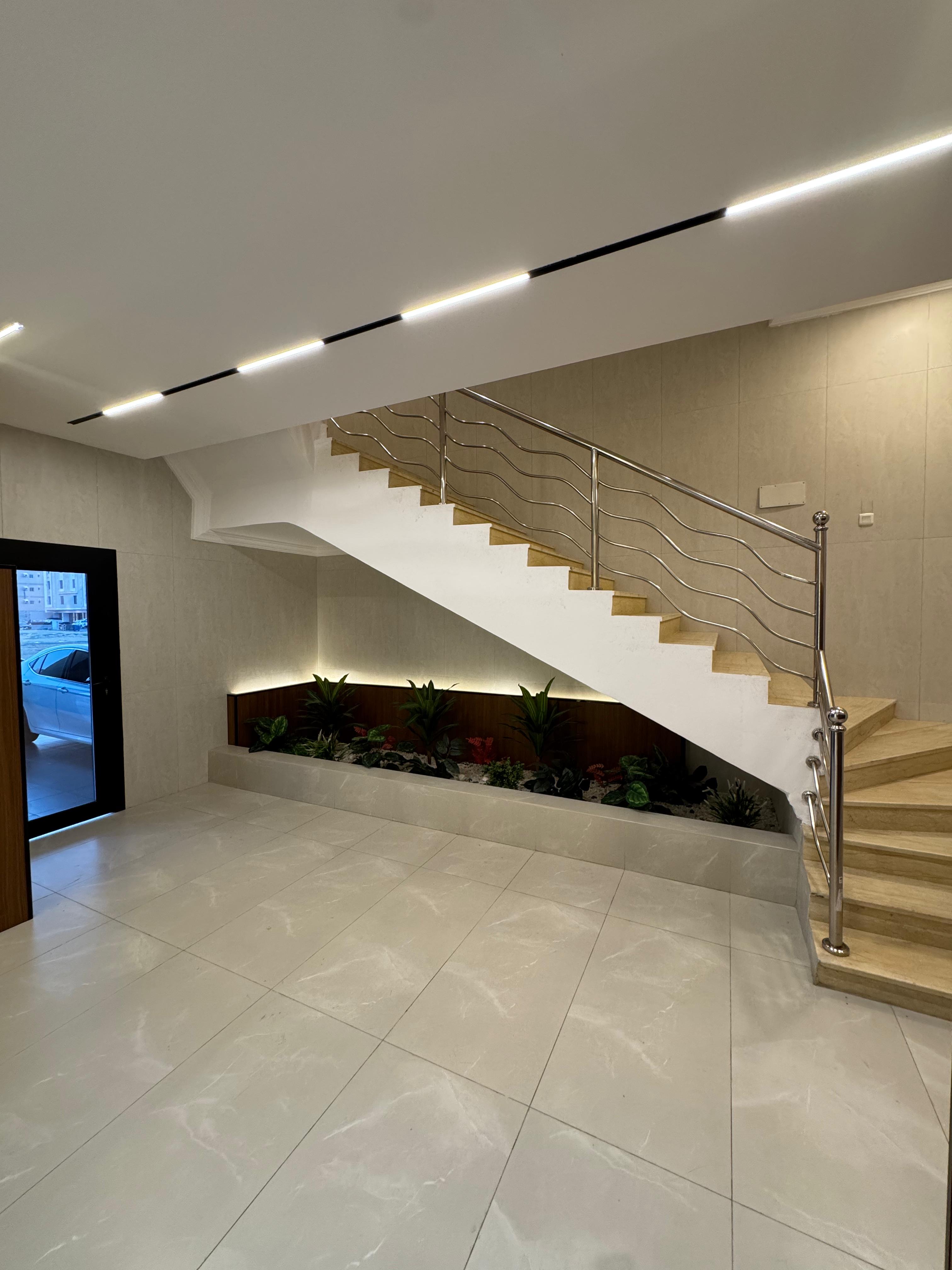 شقة 4 غرف في الريان 13