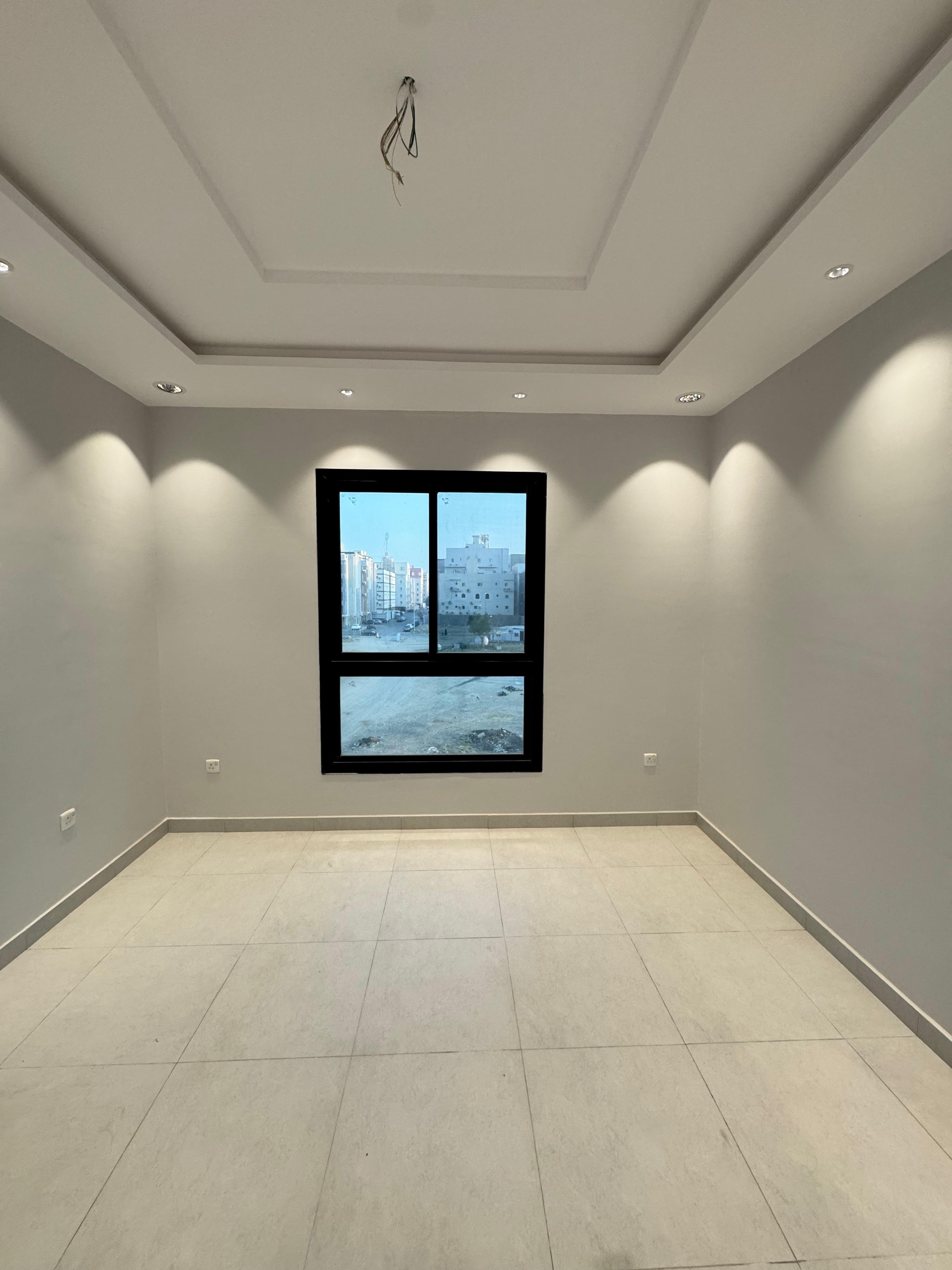 شقة 4 غرف في الريان 7