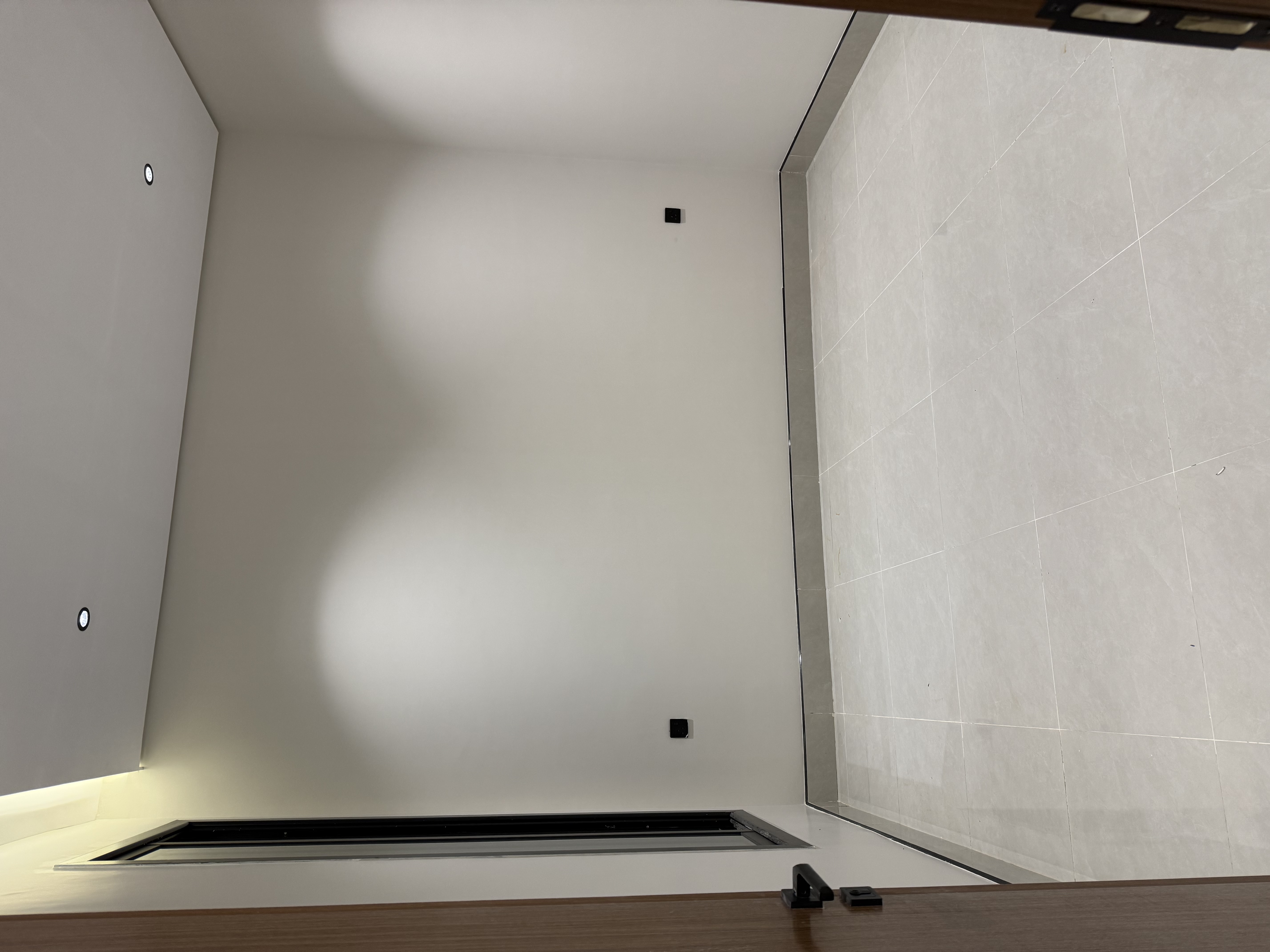 شقة  في البيان 4