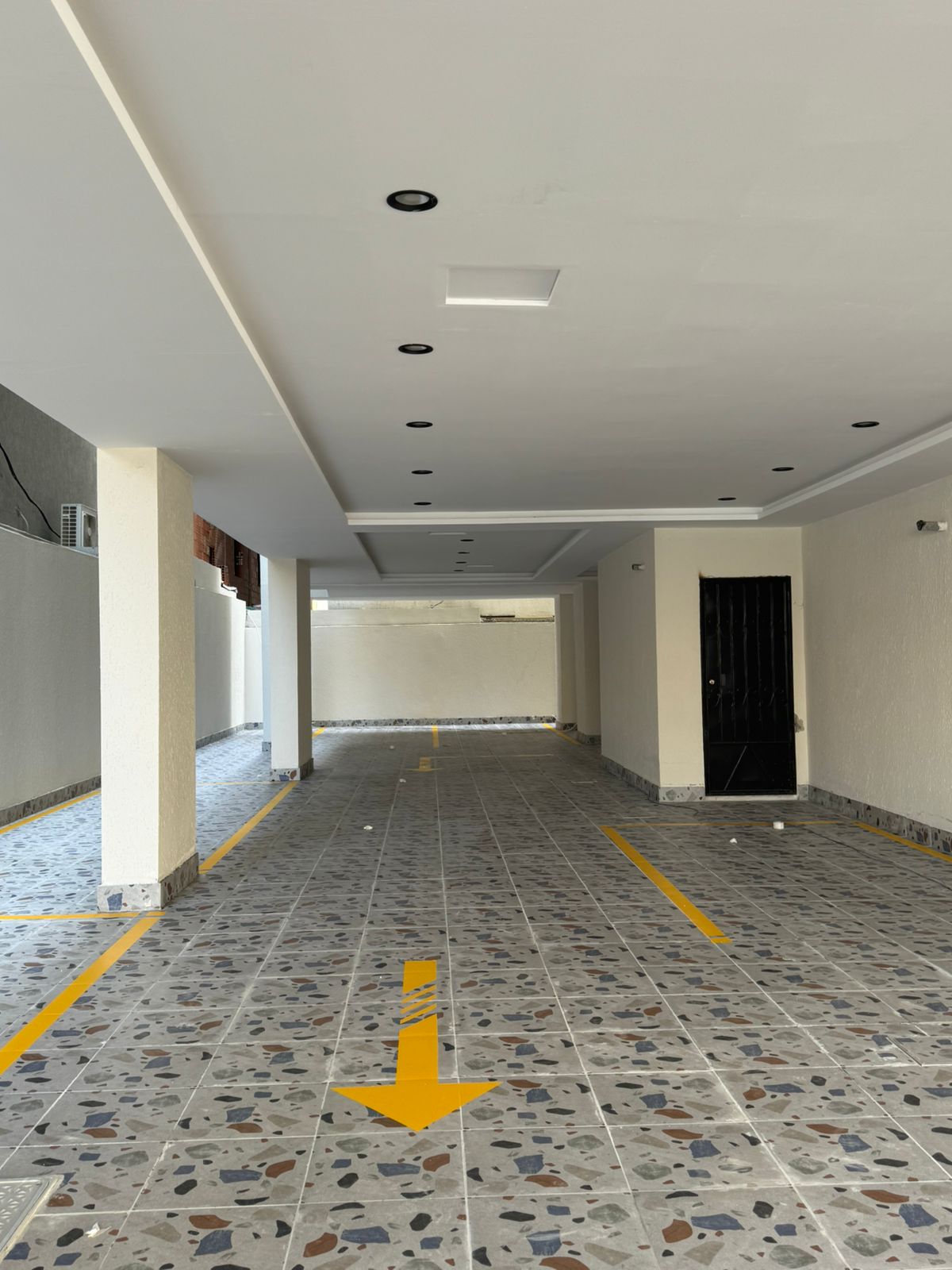 شقة  في الفردوس 12