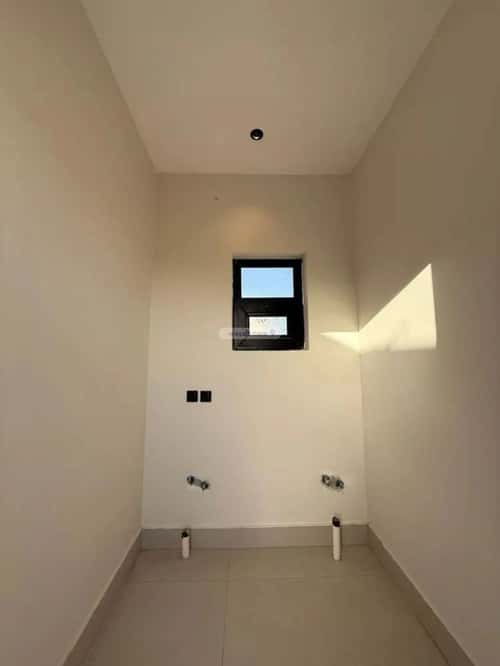 6 bedroom villa in Al Mahdiyyah 12