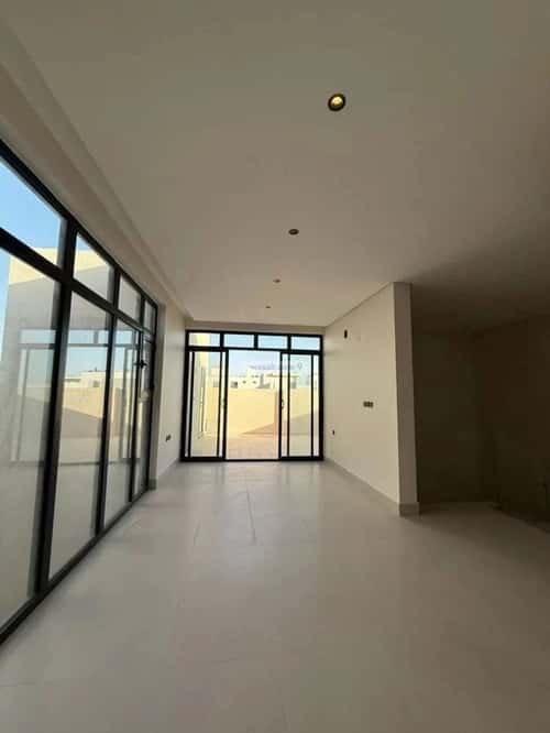 6 bedroom villa in Al Mahdiyyah 5