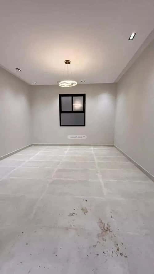 فيلا 5 غرف في عكاظ 3