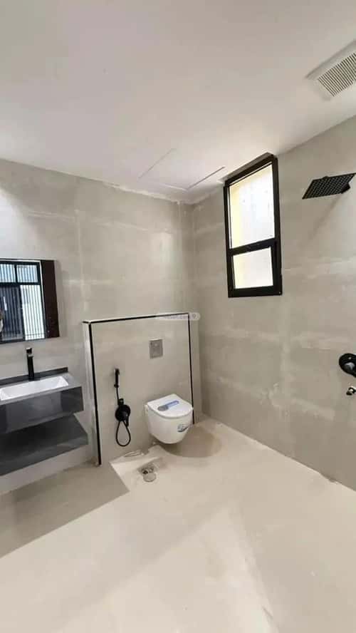 فيلا 5 غرف في عكاظ 9