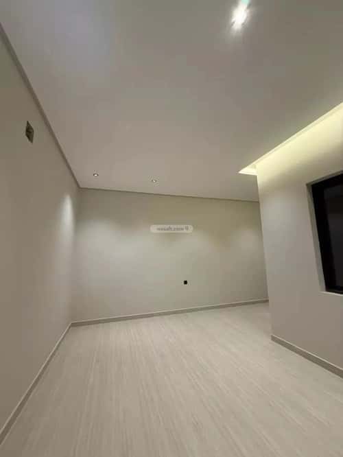 6 bedroom villa in Al Mahdiyyah 3