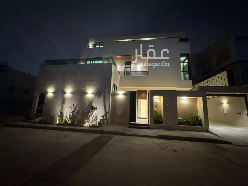 فيلا 5 غرف في الملقا 2