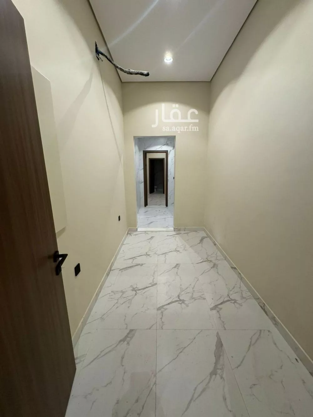 فيلا 5 غرف في الملقا 5