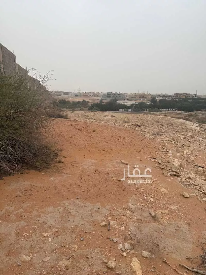 أرض 1632 م² في العريجاء 3