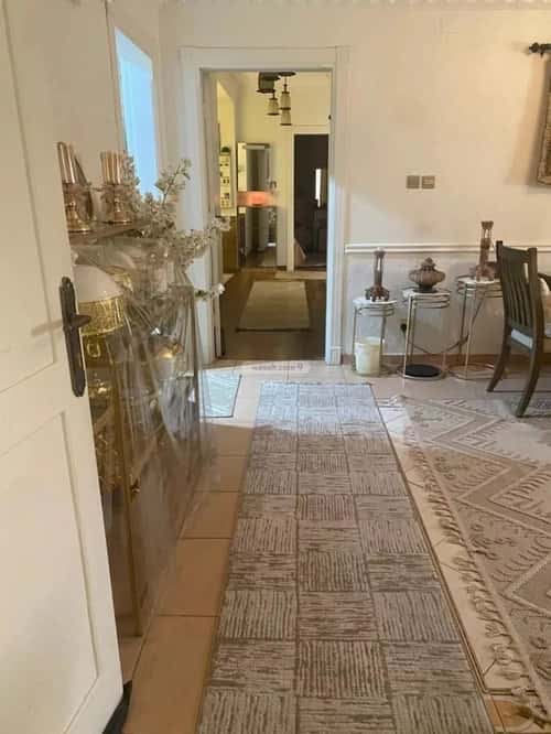 شقة 4 غرف في العقيق 7