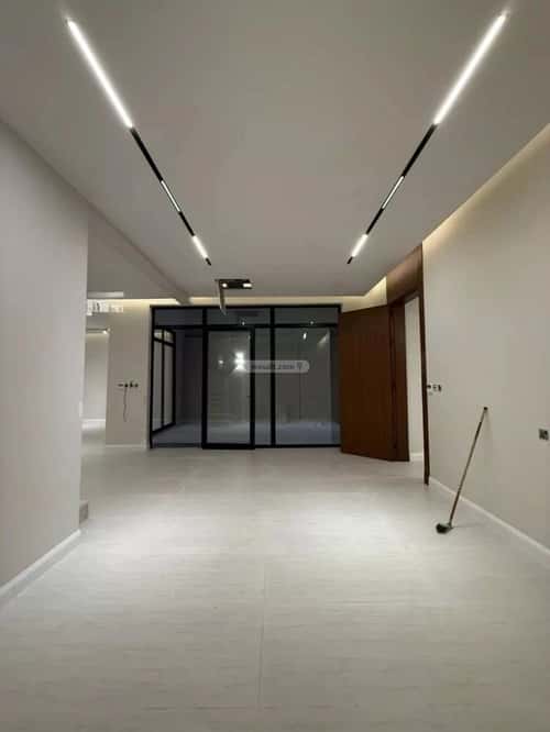 6 bedroom villa in Al Mahdiyyah 3