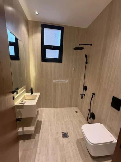 6 bedroom villa in Al Mahdiyyah 2