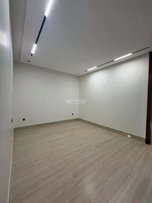 6 bedroom villa in Al Mahdiyyah 4