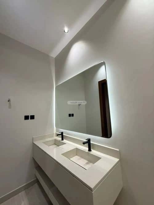 فيلا 6 غرف في المهدية 5