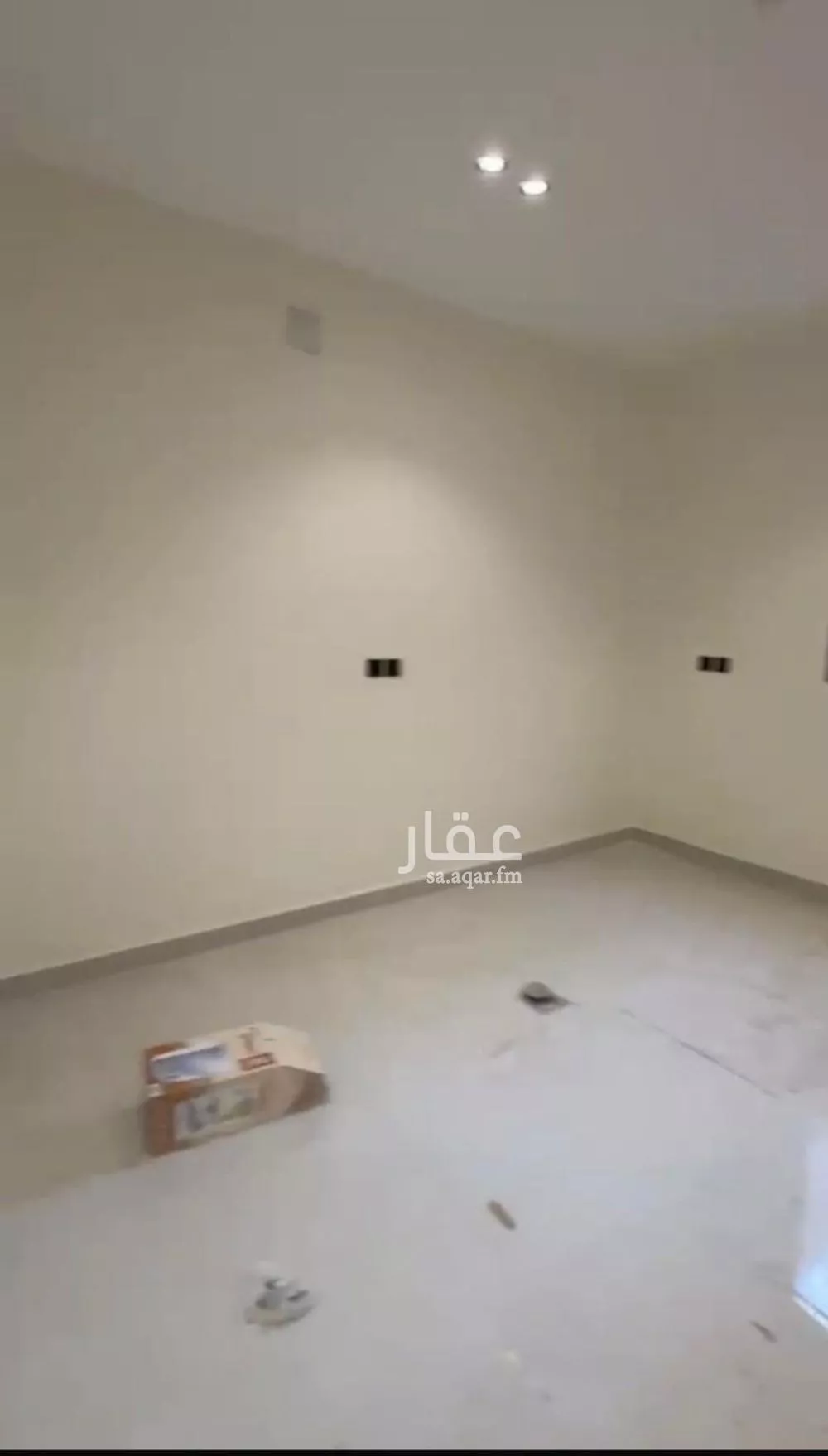 فيلا 4 غرف في احد 2