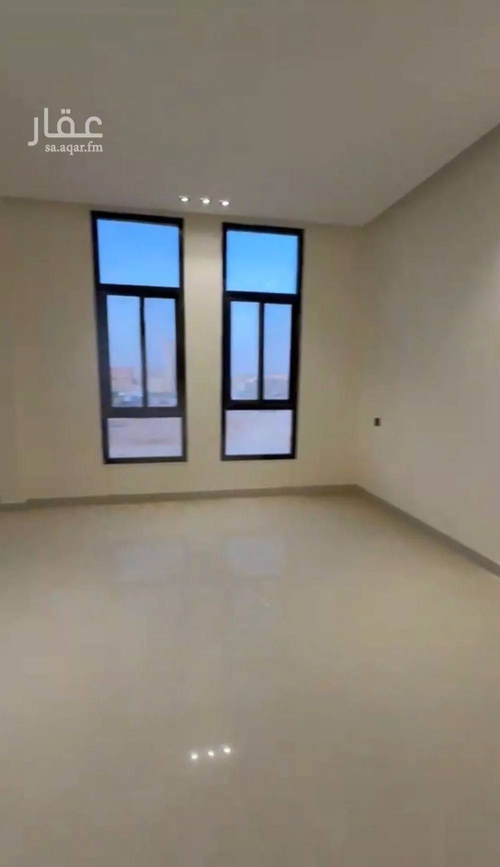 فيلا 4 غرف في احد 11