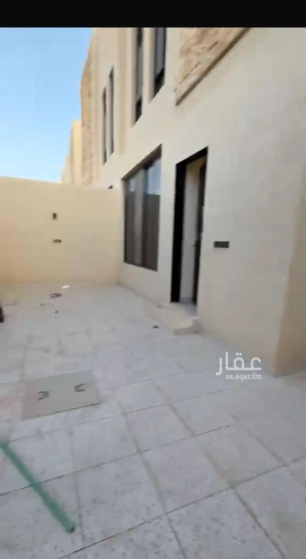 فيلا 4 غرف في احد 3