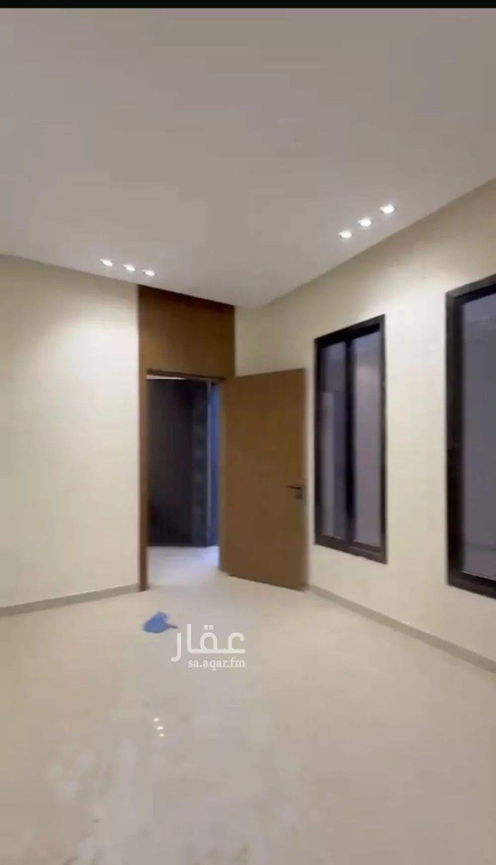 فيلا 4 غرف في احد 5