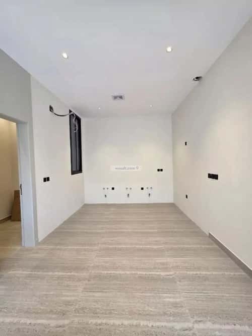 دور 6 غرف في المونسية 13