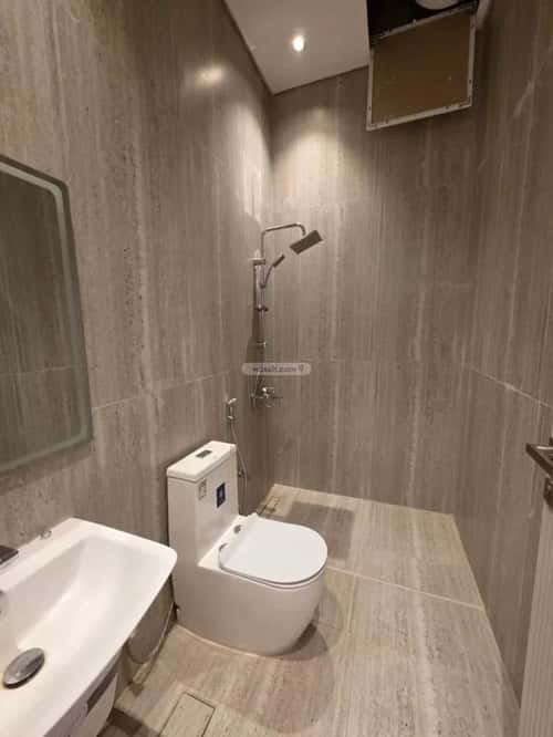 دور 6 غرف في المونسية 10