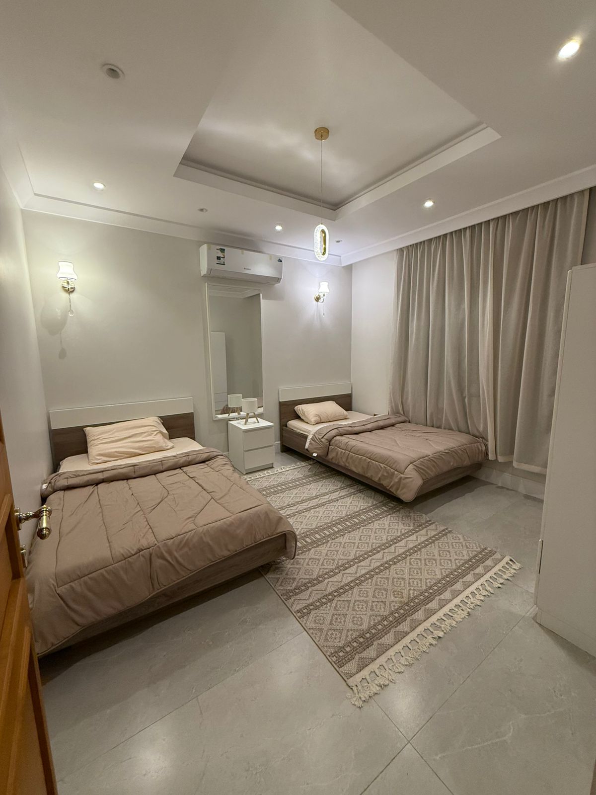 شقة  في المنار 3