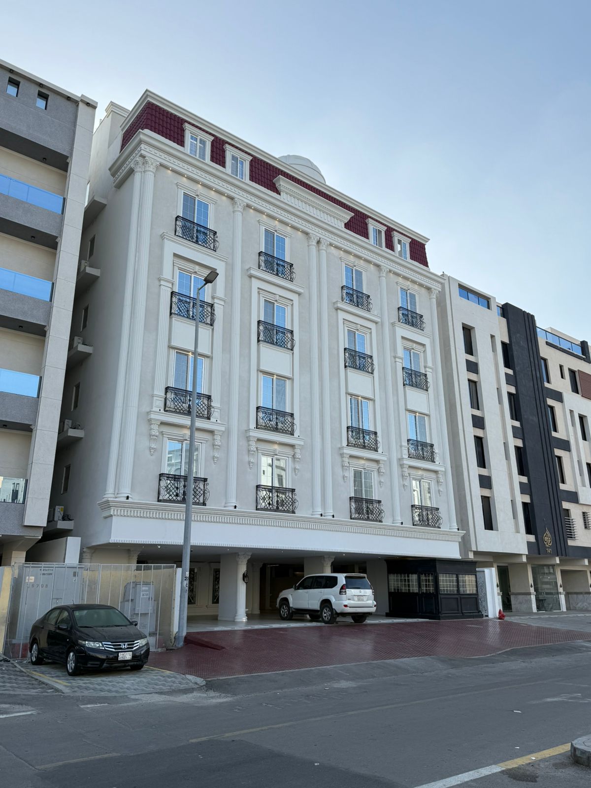 شقة  في المنار 10