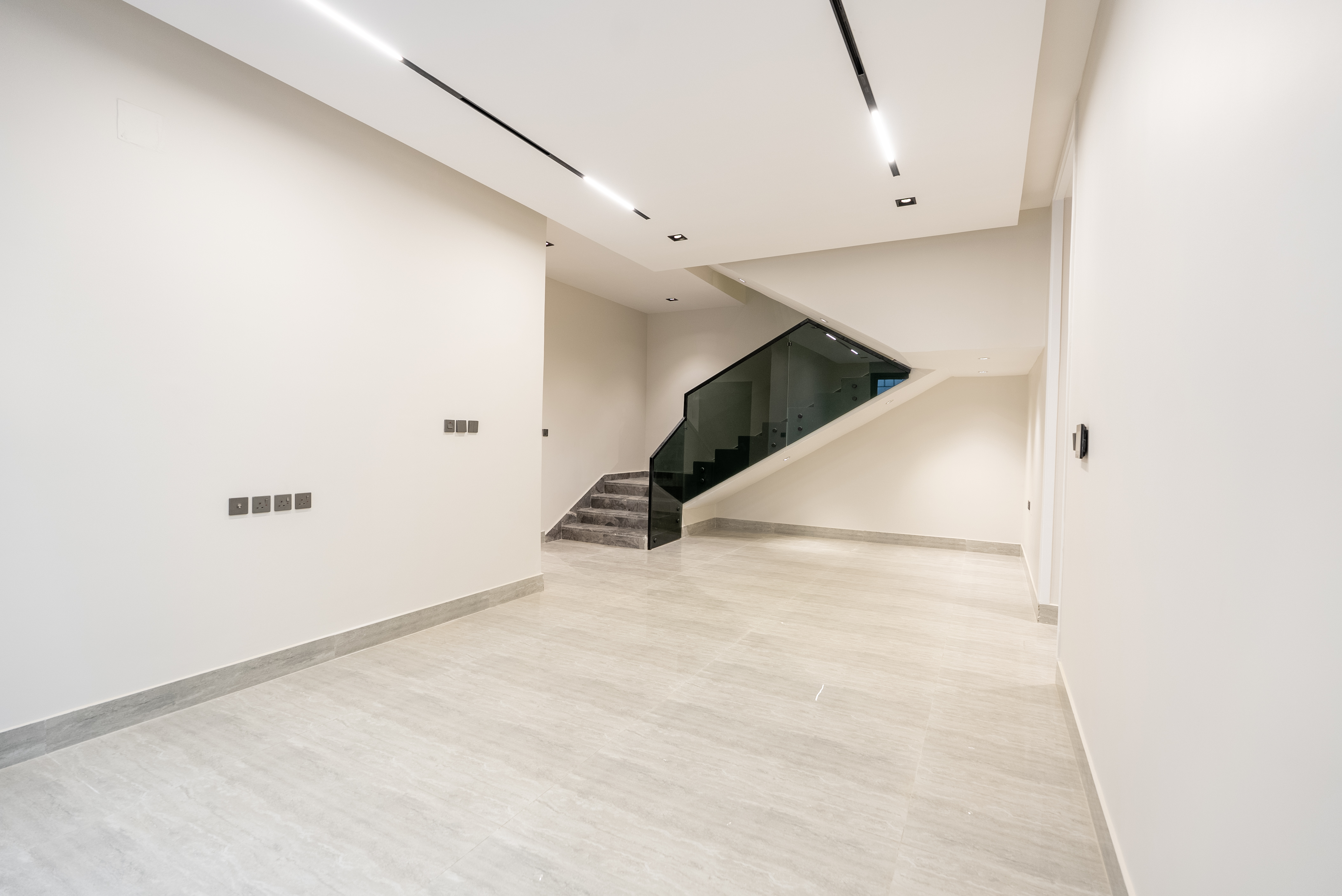 فيلا 5 غرف في الرمال 4