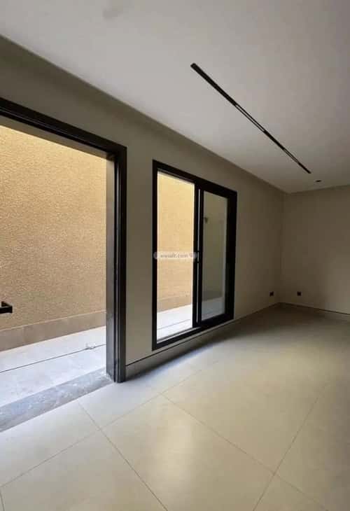 دور 4 غرف في الملك فهد 5