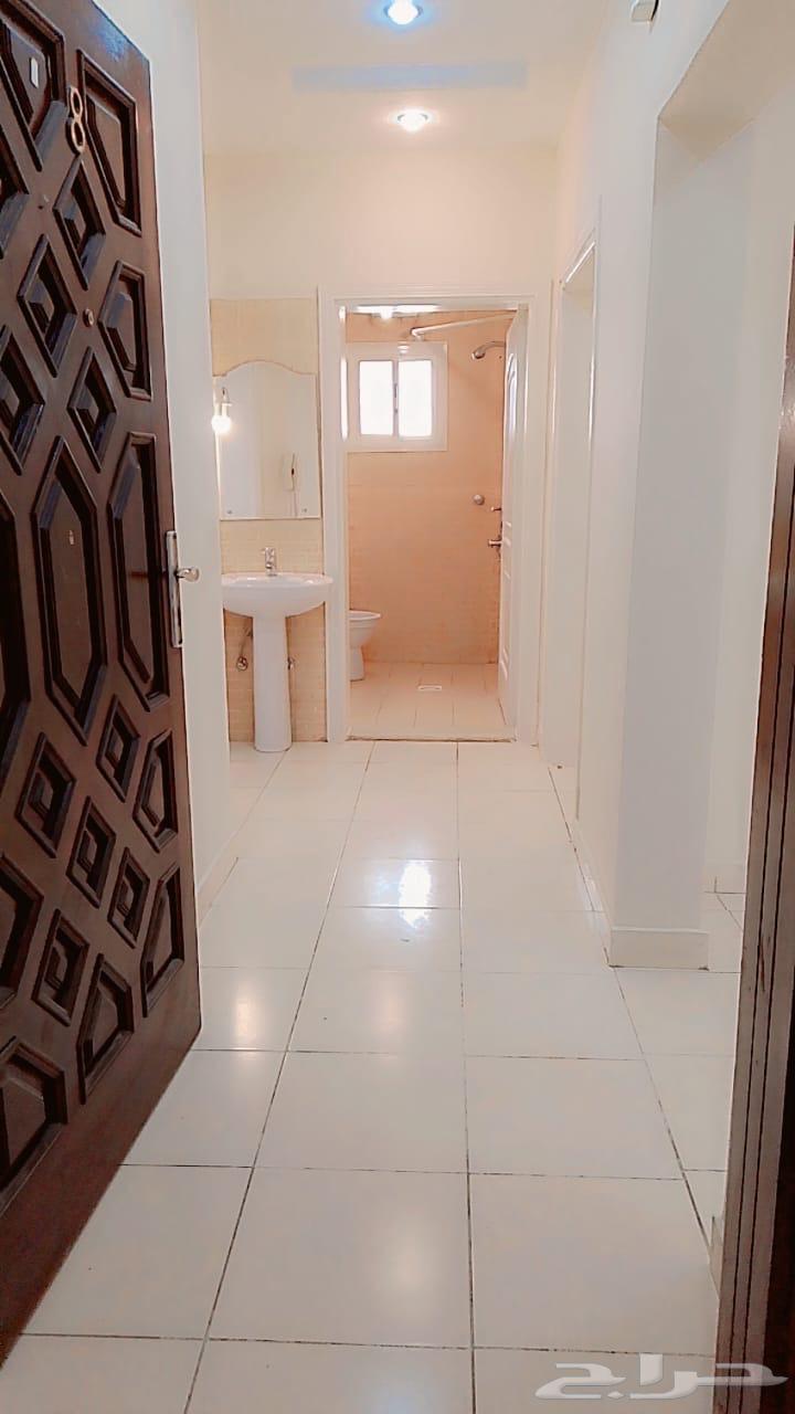 شقة 3 غرف في الربوة 8