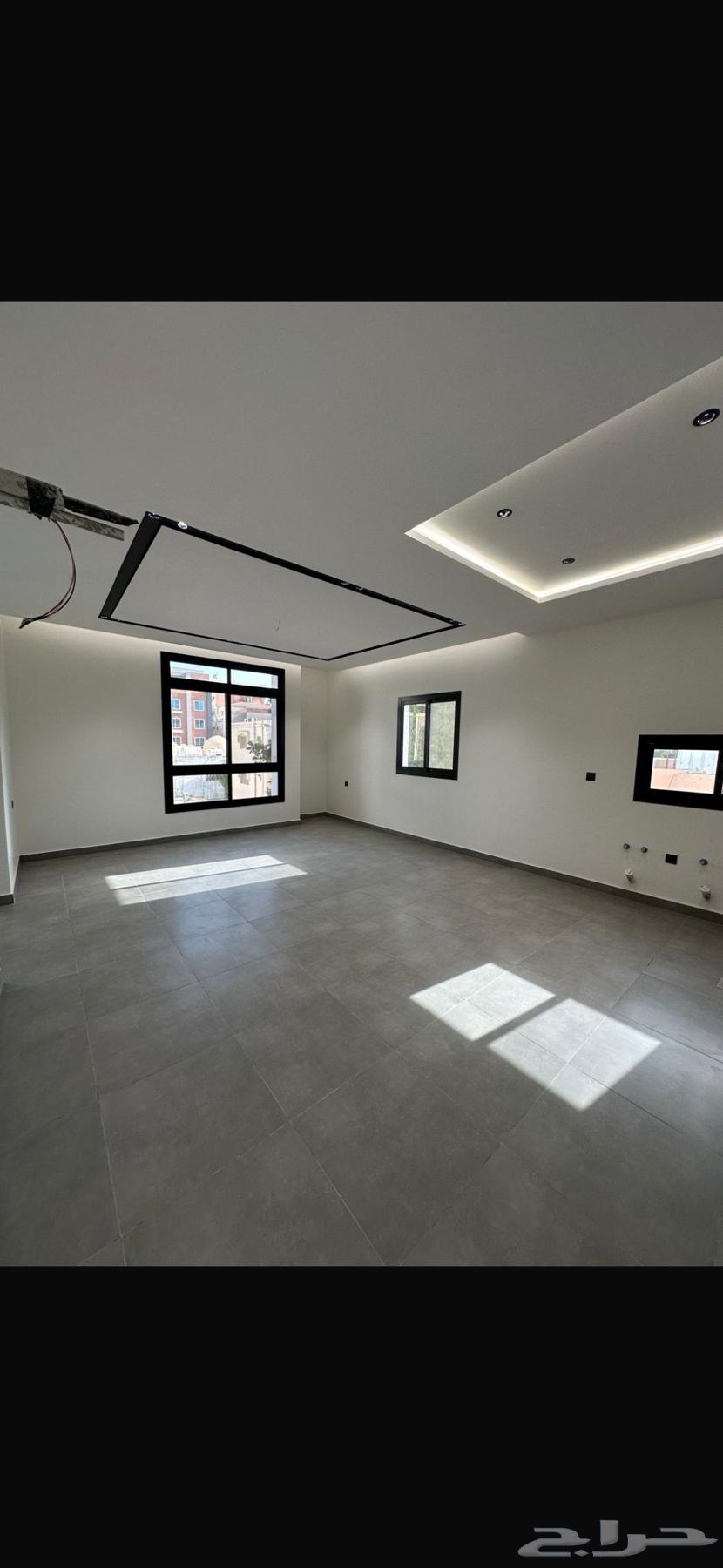 شقة 3 غرف في الروضة 3