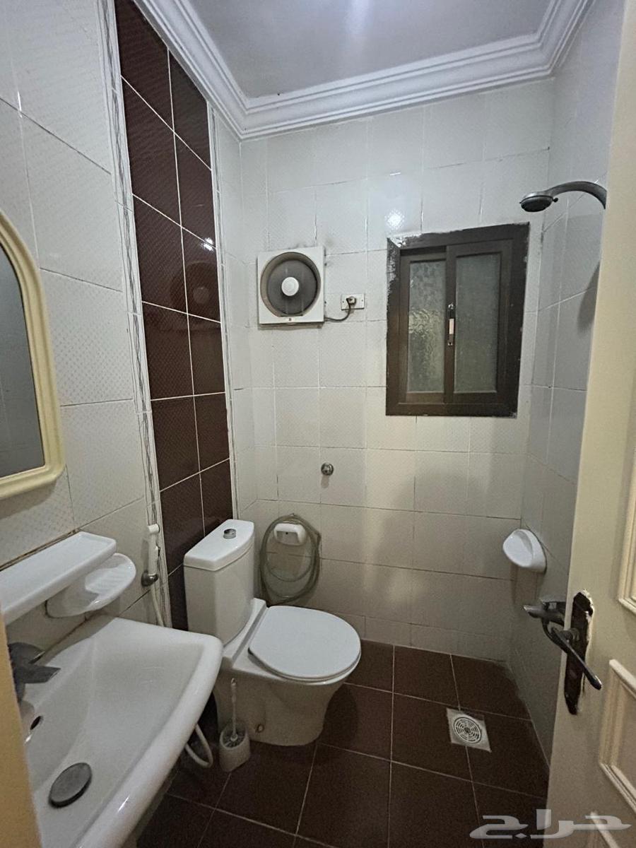 شقة 3 غرف في الروضة 5