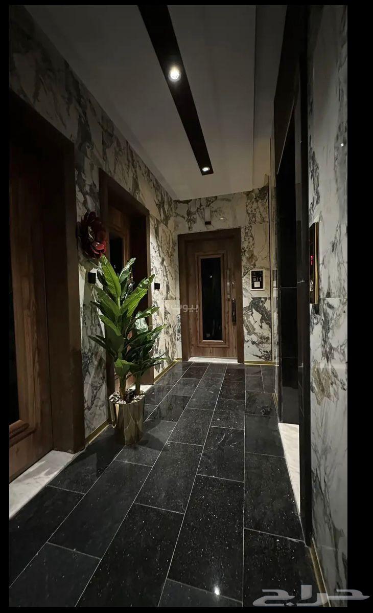 شقة 6 غرف في النزهة 2