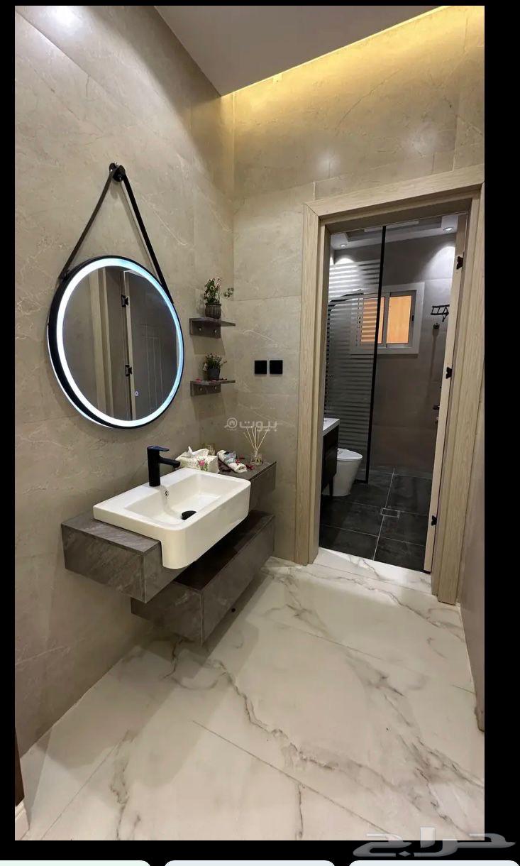 شقة 6 غرف في النزهة 10