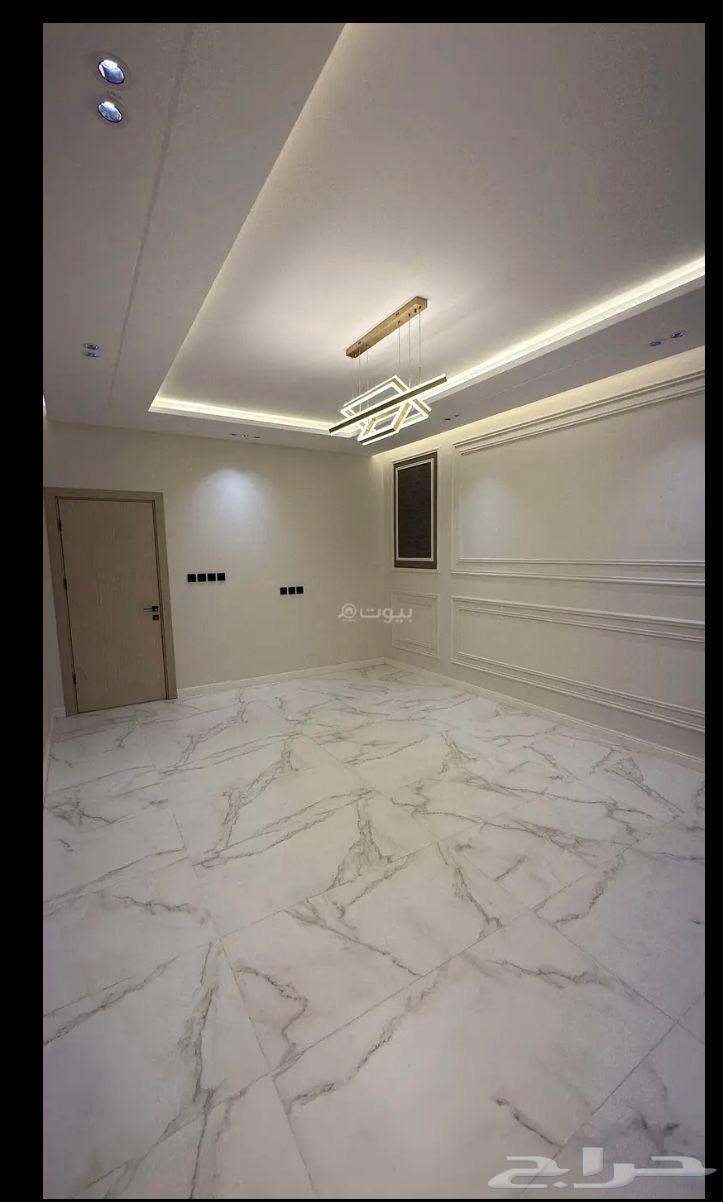 شقة 6 غرف في النزهة 12