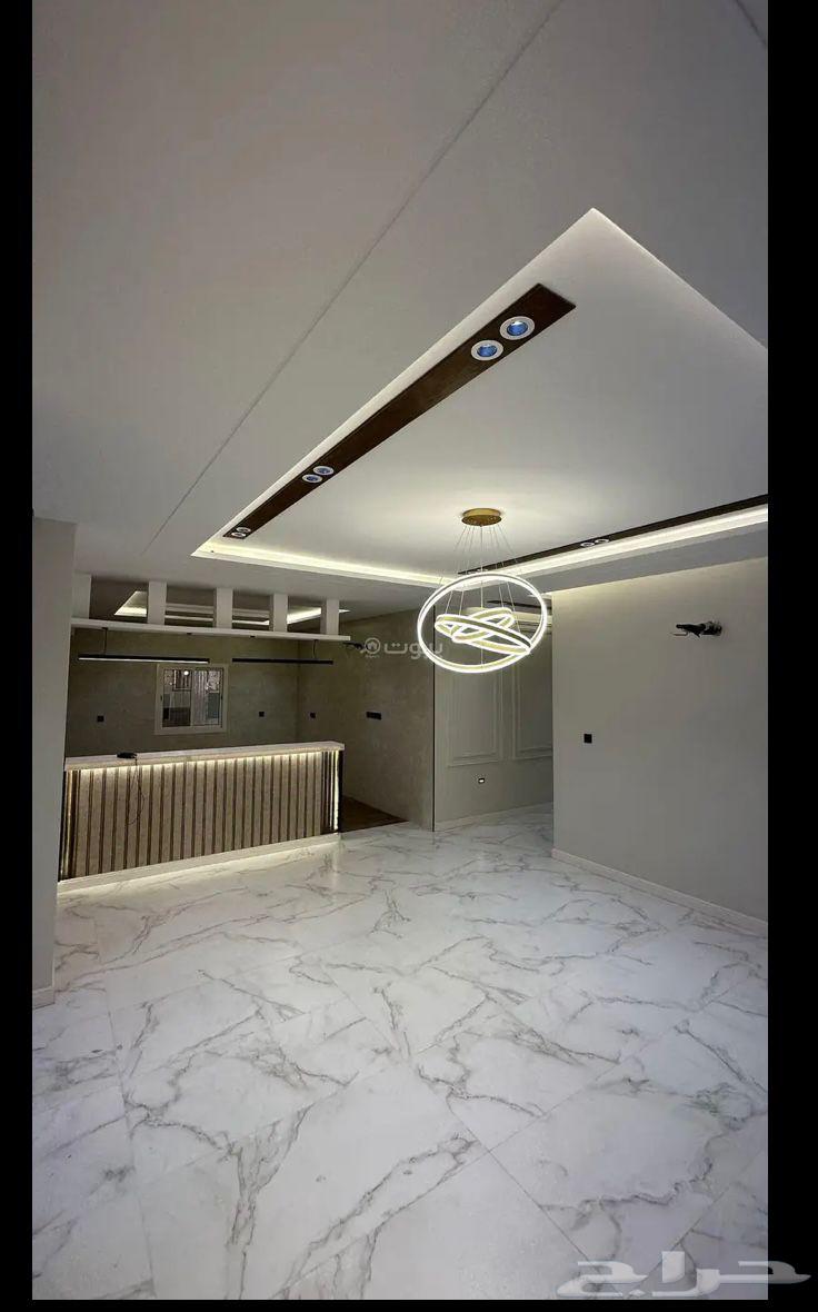 شقة 6 غرف في النزهة 19