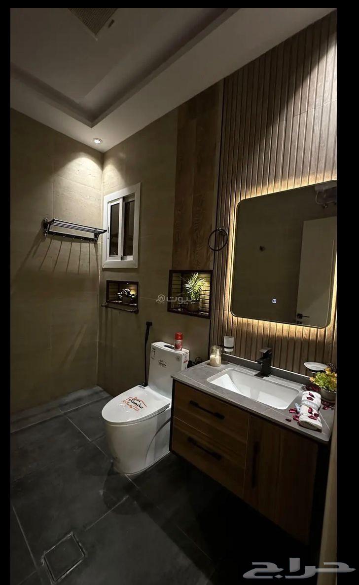 شقة 6 غرف في النزهة 3