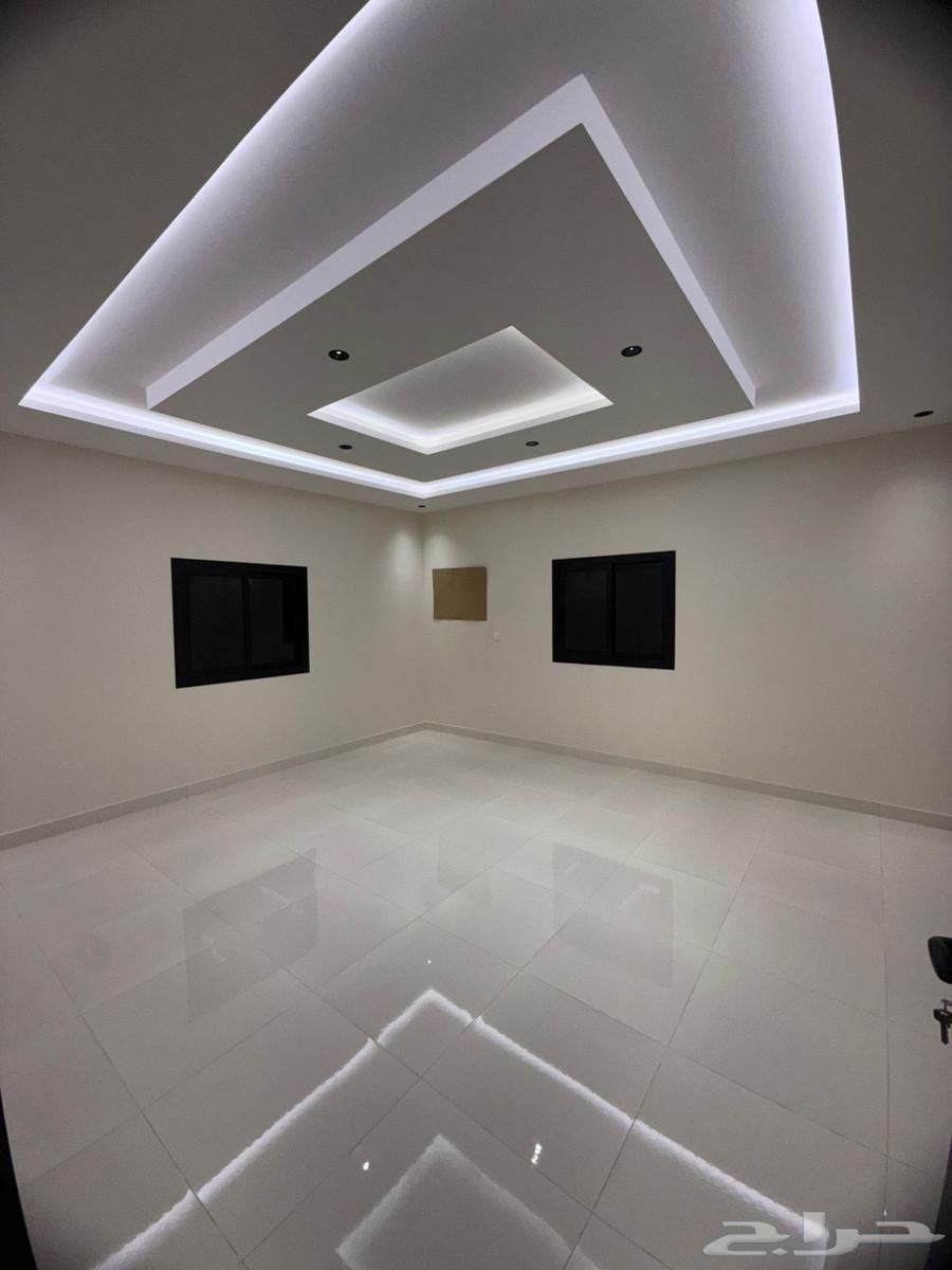 شقة 4 غرف في الفلاح 2