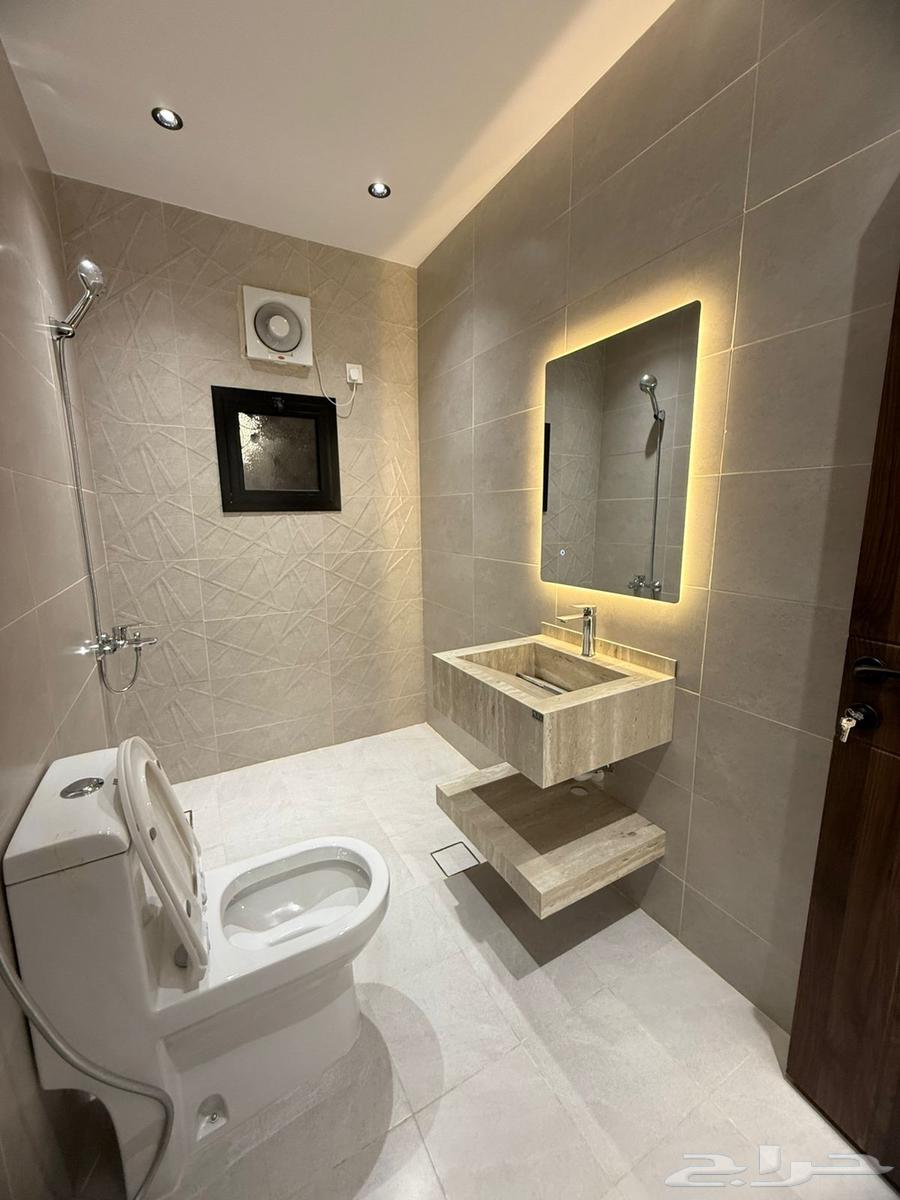 شقة 4 غرف في الفلاح 3